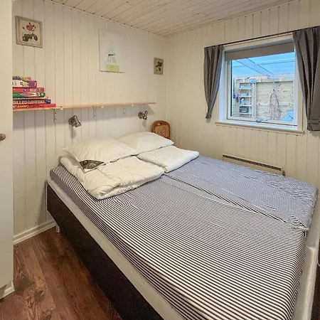 Дом отдыха 3 Bedroom Awesome In Hejls