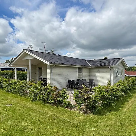 Holiday home 3 Bedroom Awesome In *