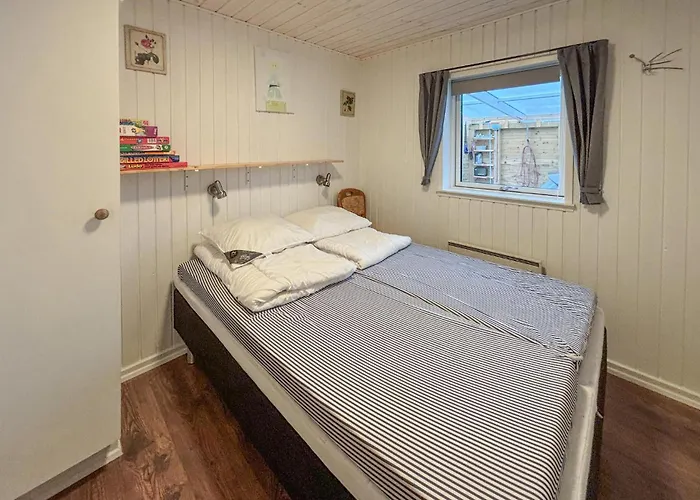 Дом отдыха 3 Bedroom Awesome In Hejls